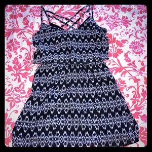 ❤️NWOT Women's dress size L❤️